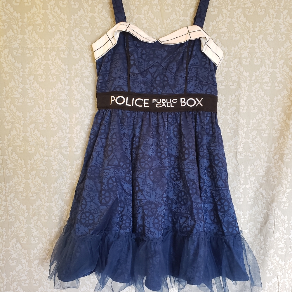 BBC "Dr. Who" Halloween costume from Hot Topic